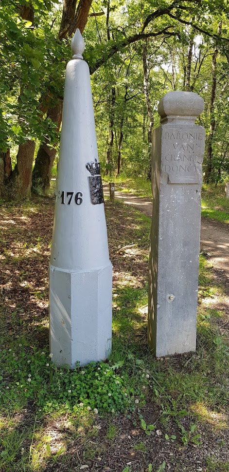 Grenspaal 176